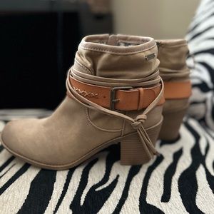 Roxy Western Boot